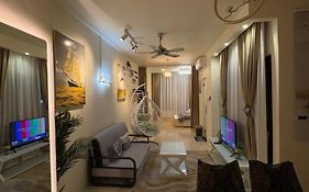 Thirteen Residence Tr06 @ Itcc Manhattan Suites
